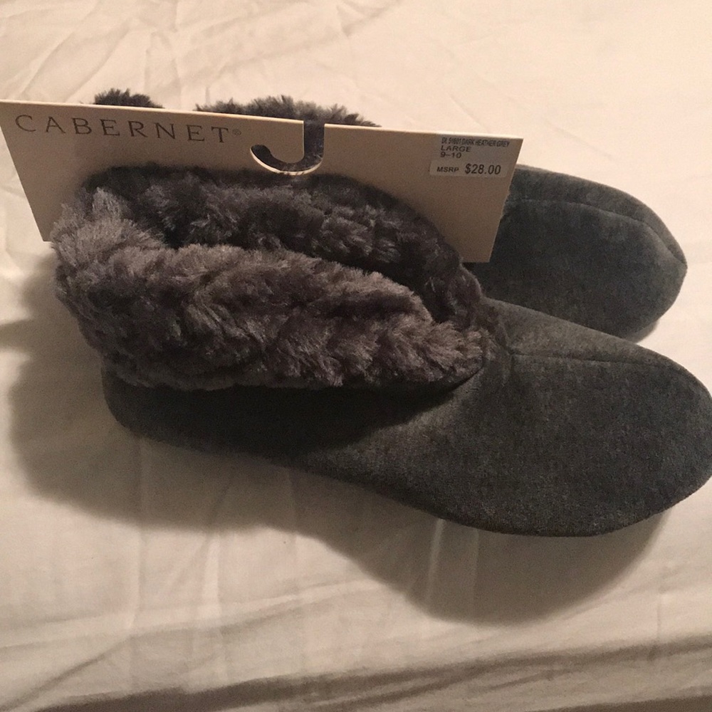 Cabernet dark heather grey slippers